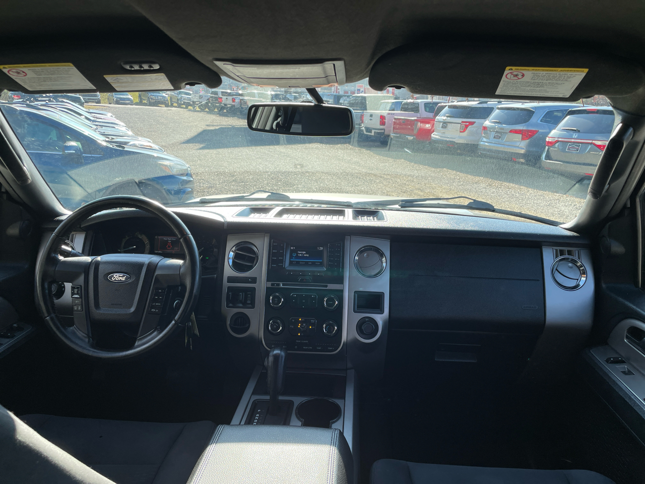 Ford Expedition 2WD 4dr XLT 2016