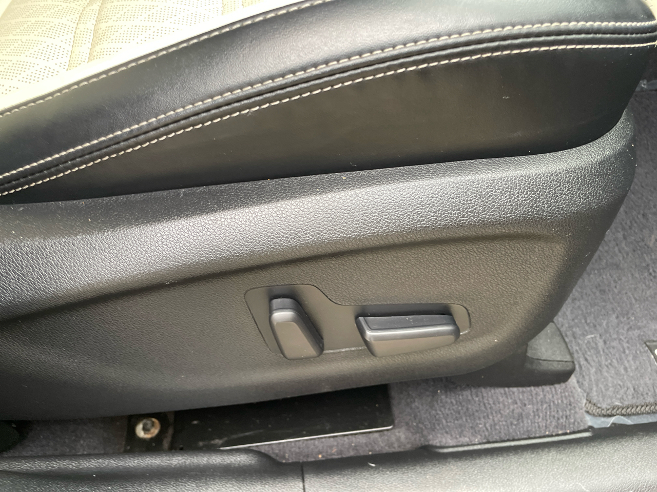 Kia Sorento 2WD 4dr V6 SX Limited 2016