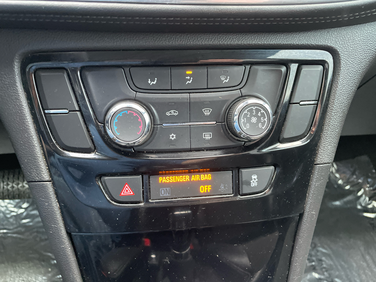 Buick Encore FWD 4dr Preferred 2019