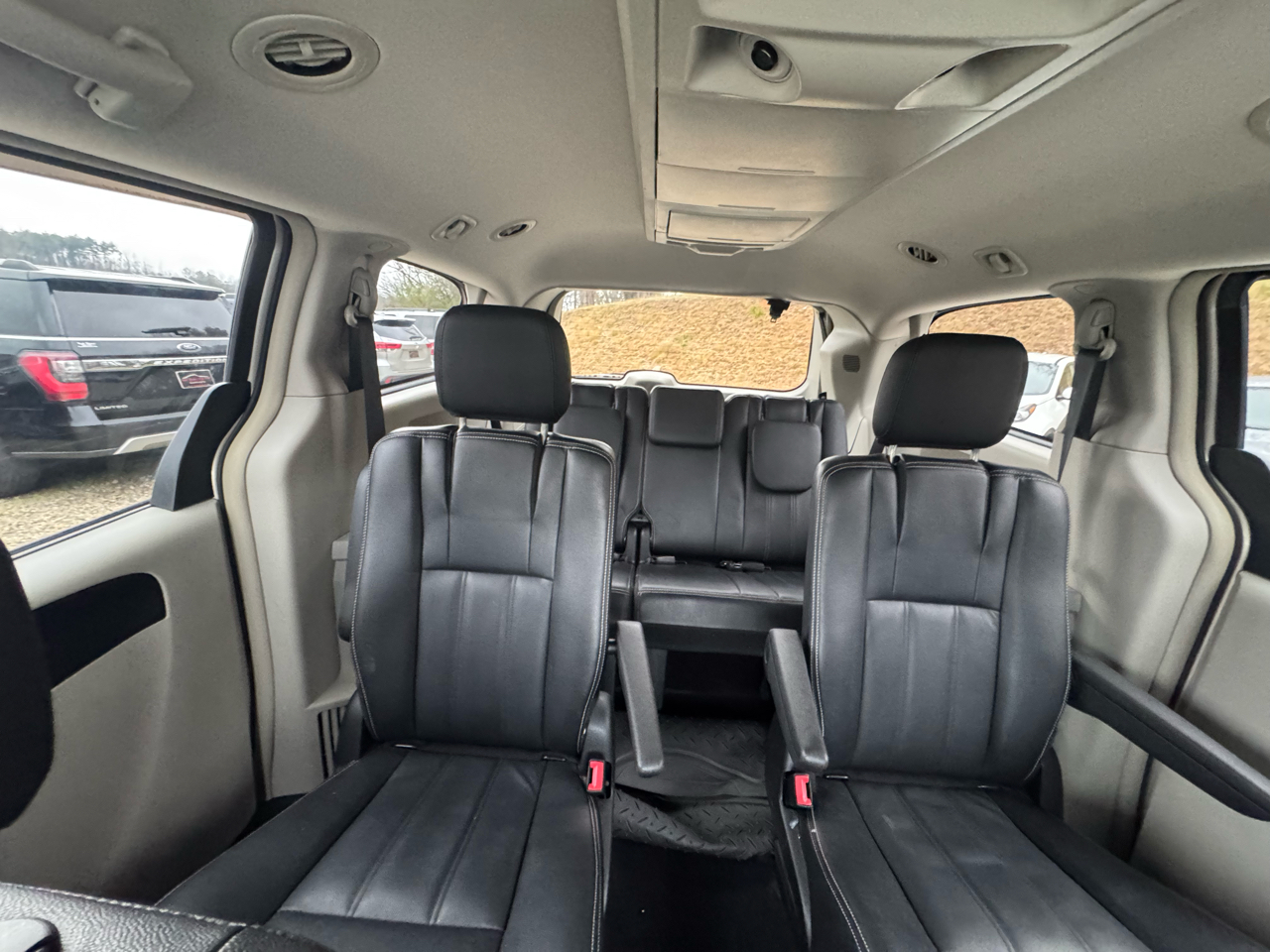 Chrysler Town & Country 4dr Wgn Touring 2016