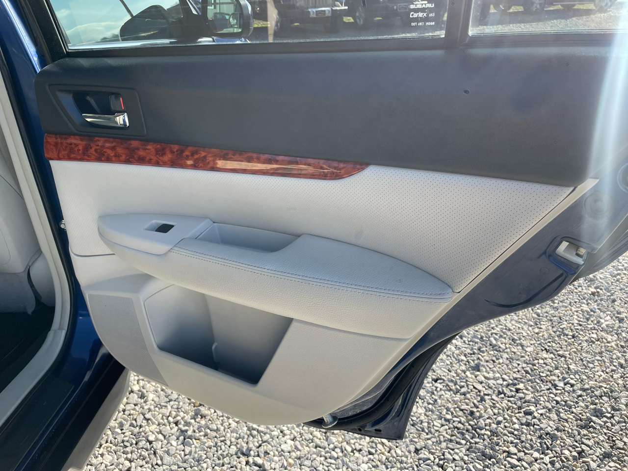 Subaru Outback 4dr Wgn H6 Auto 3.6R Ltd Pwr Moon 2010