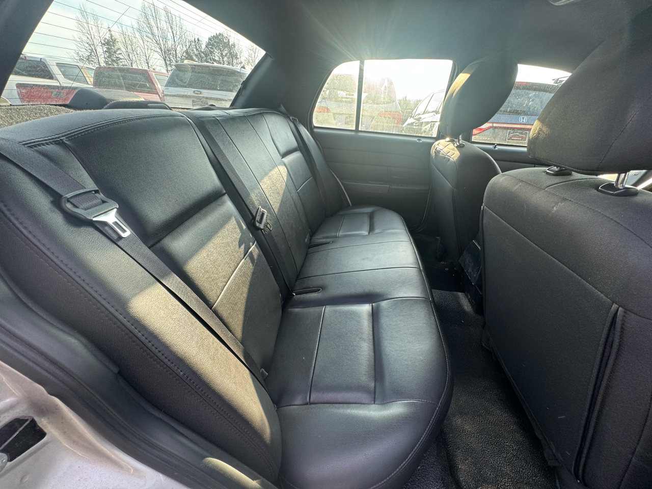 Ford Police Interceptor 4dr Sdn w/3.27 Axle 2011