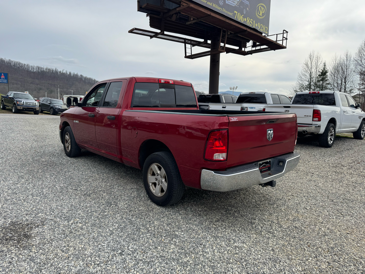 Dodge Ram 1500 2WD Quad Cab 140.5" SLT 2009