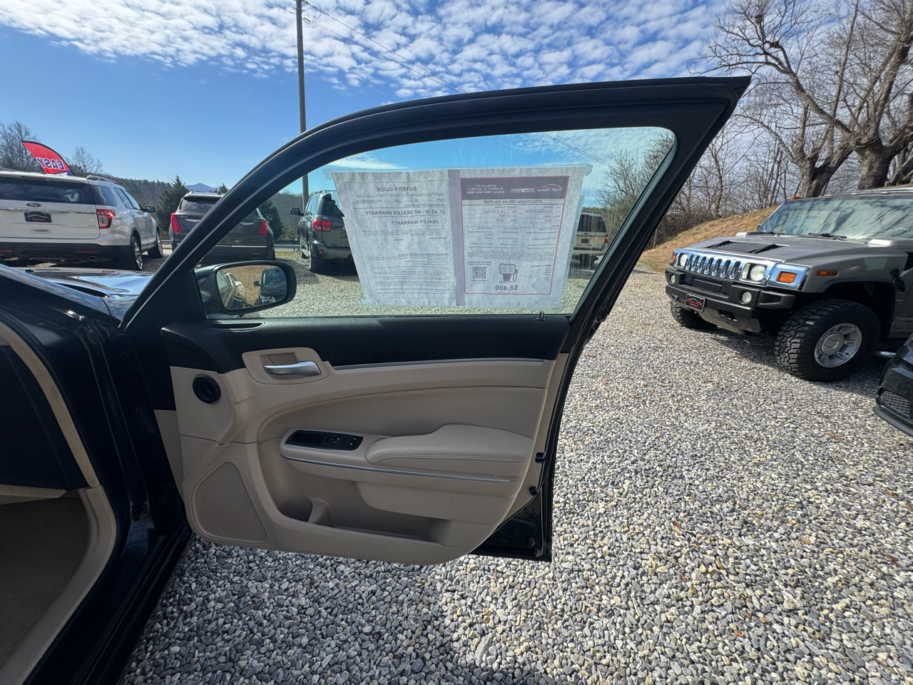 Chrysler 300 4dr Sdn RWD 2013