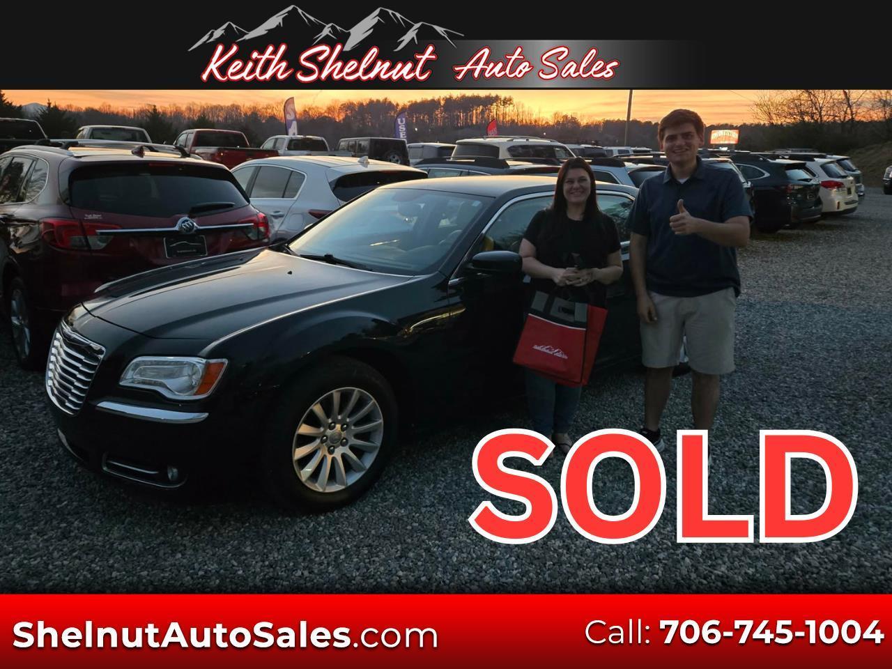 2013 Chrysler 300 4dr Sdn RWD