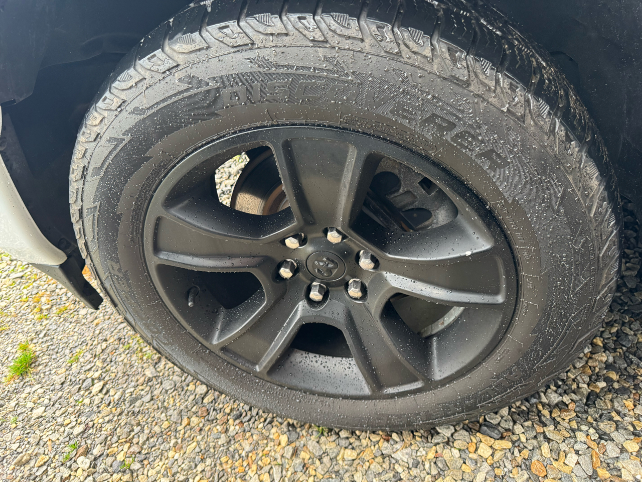 RAM 1500 Big Horn 4x4 Crew Cab 5'7" Box 2020