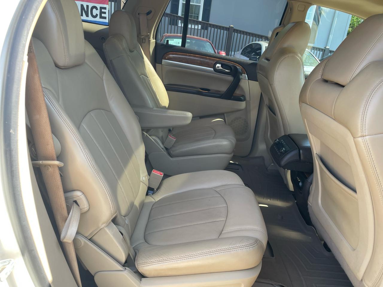 Buick Enclave FWD 4dr CXL w/2XL 2010