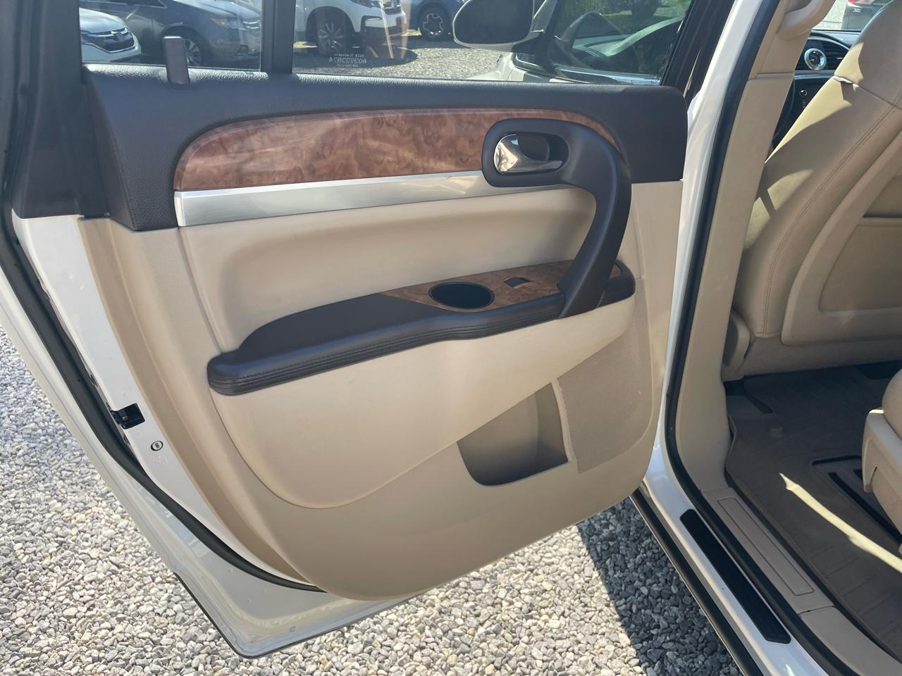 Buick Enclave FWD 4dr CXL w/2XL 2010