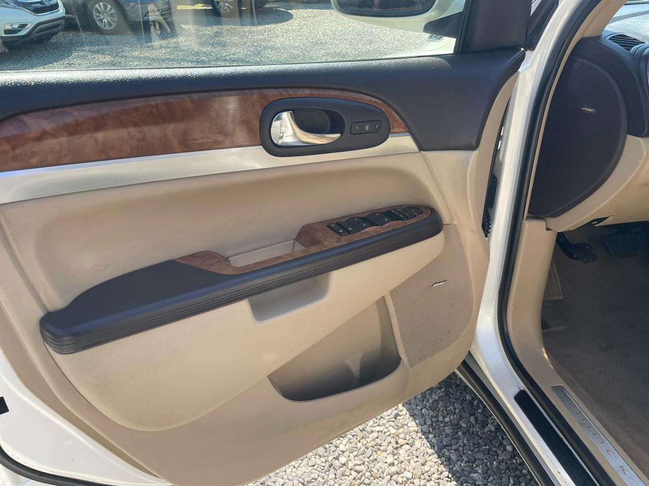 Buick Enclave FWD 4dr CXL w/2XL 2010