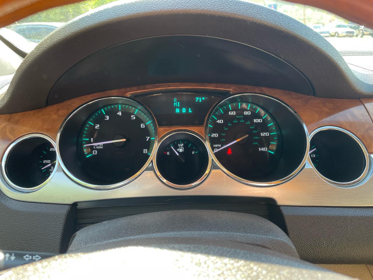 Buick Enclave FWD 4dr CXL w/2XL 2010