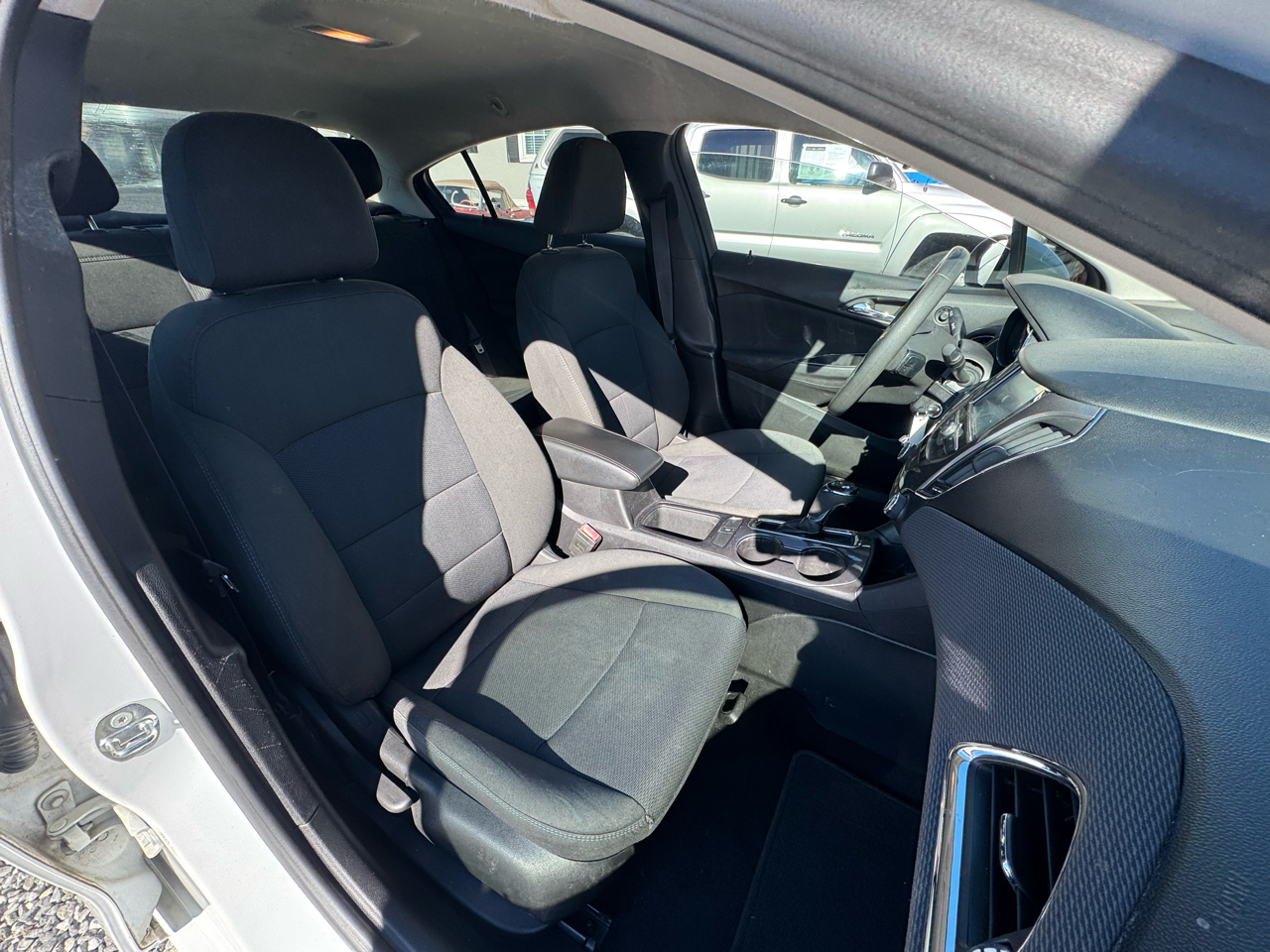 Chevrolet Cruze 4dr Sdn 1.4L LT w/1SD 2017