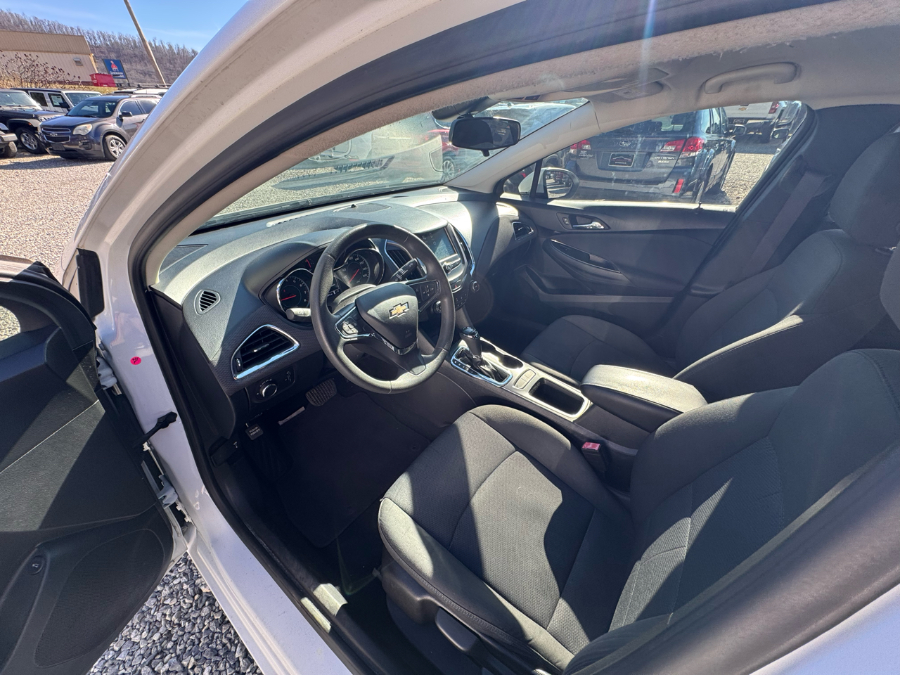 Chevrolet Cruze 4dr Sdn 1.4L LT w/1SD 2017