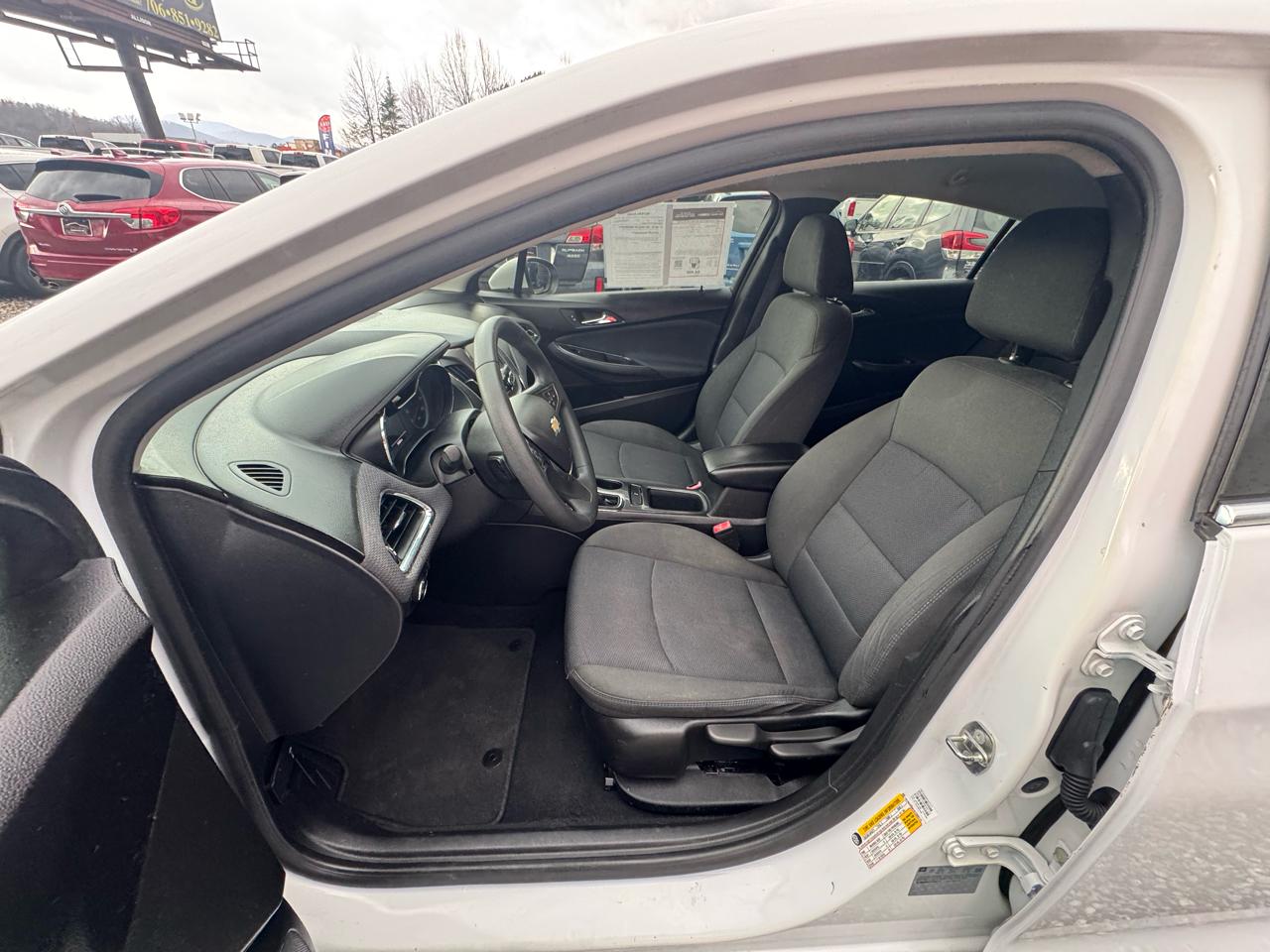 Chevrolet Cruze 4dr Sdn 1.4L LT w/1SD 2017