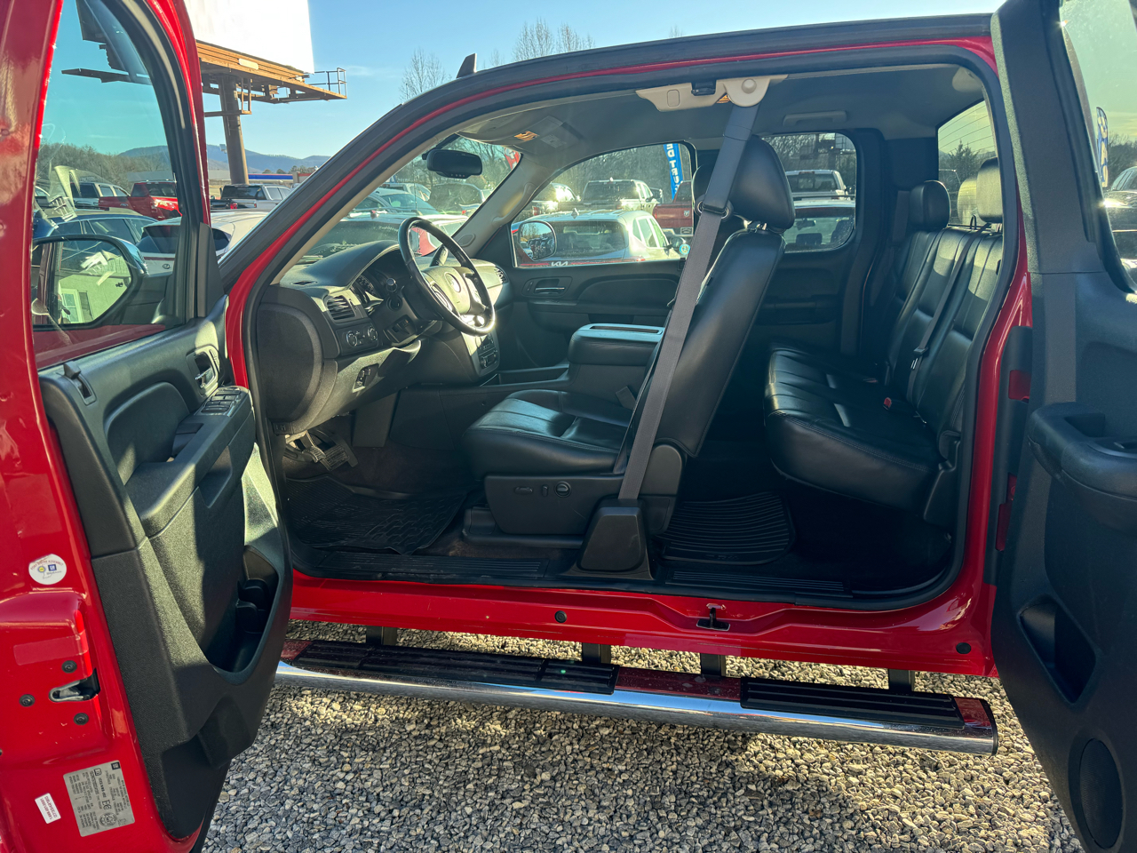 Chevrolet Silverado 1500 4WD Ext Cab 143.5" LTZ 2013