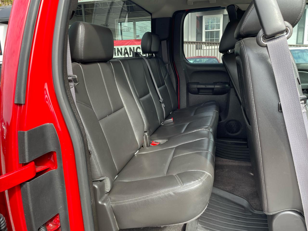 Chevrolet Silverado 1500 4WD Ext Cab 143.5" LTZ 2013