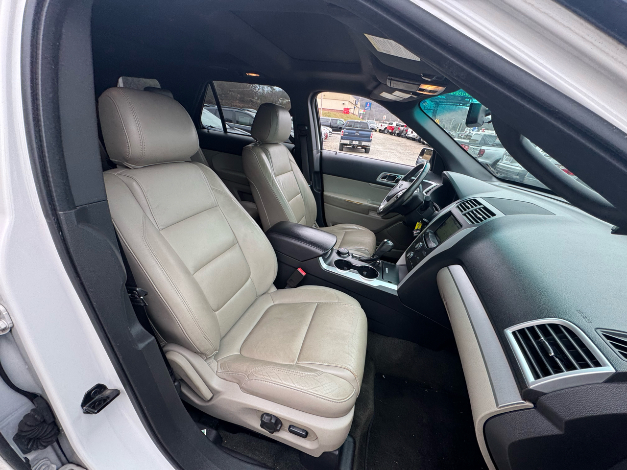 Ford Explorer 4WD 4dr XLT 2014