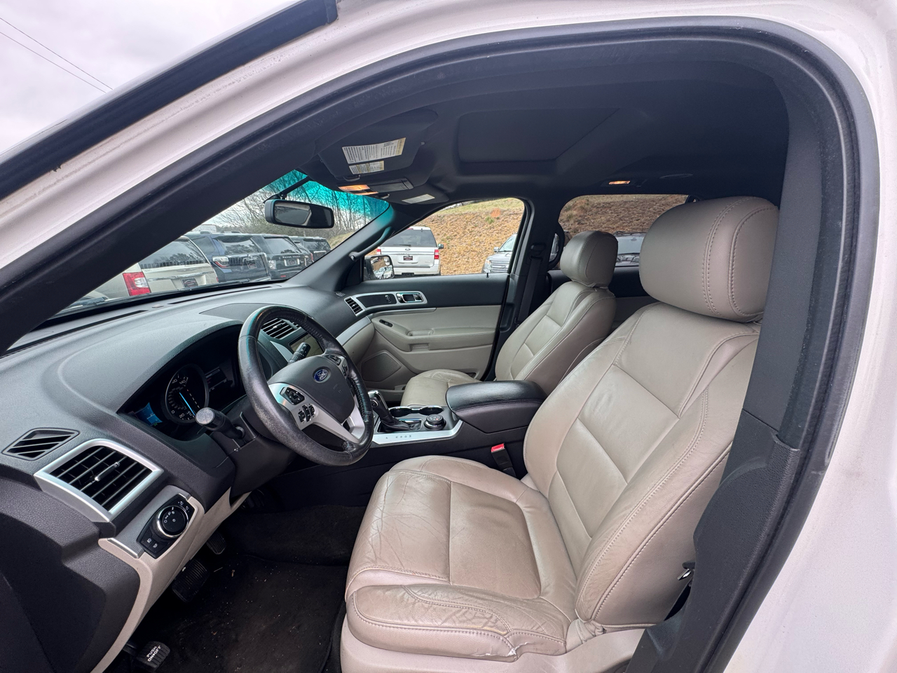 Ford Explorer 4WD 4dr XLT 2014