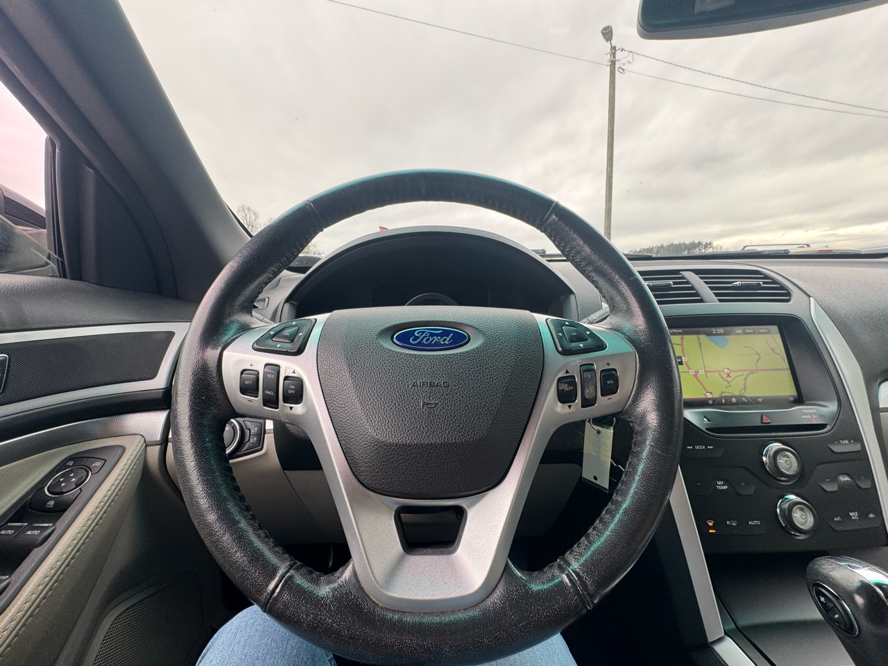 Ford Explorer 4WD 4dr XLT 2014