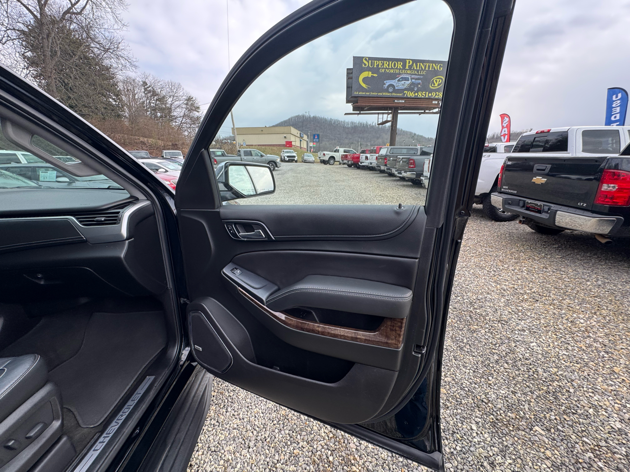 Chevrolet Suburban 4WD 4dr 1500 LT 2018