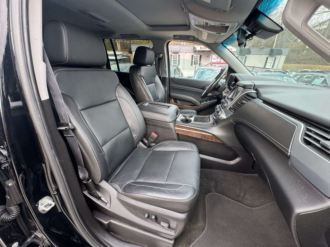 Chevrolet Suburban 4WD 4dr 1500 LT 2018
