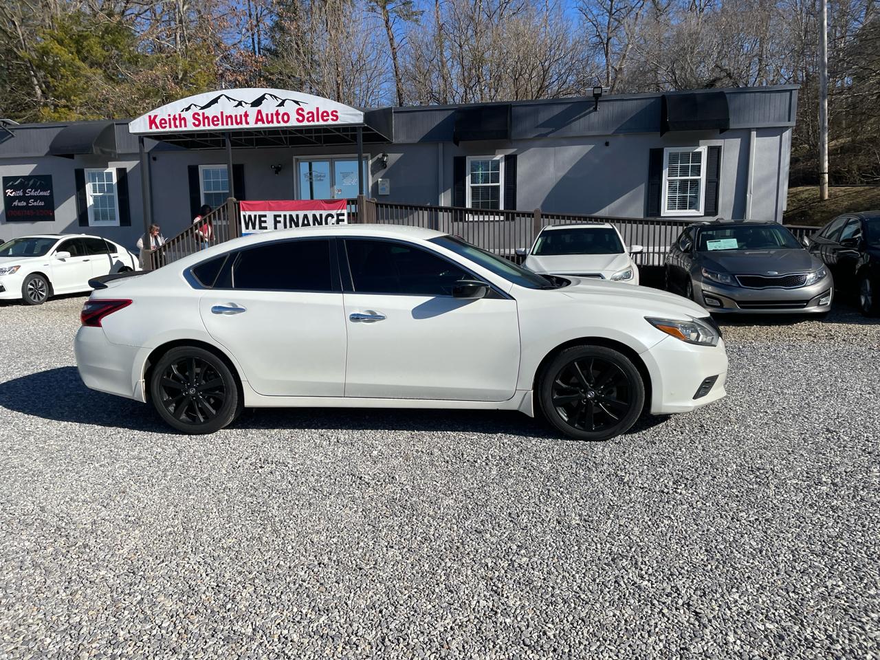 Nissan Altima 2.5 SR Sedan 2018
