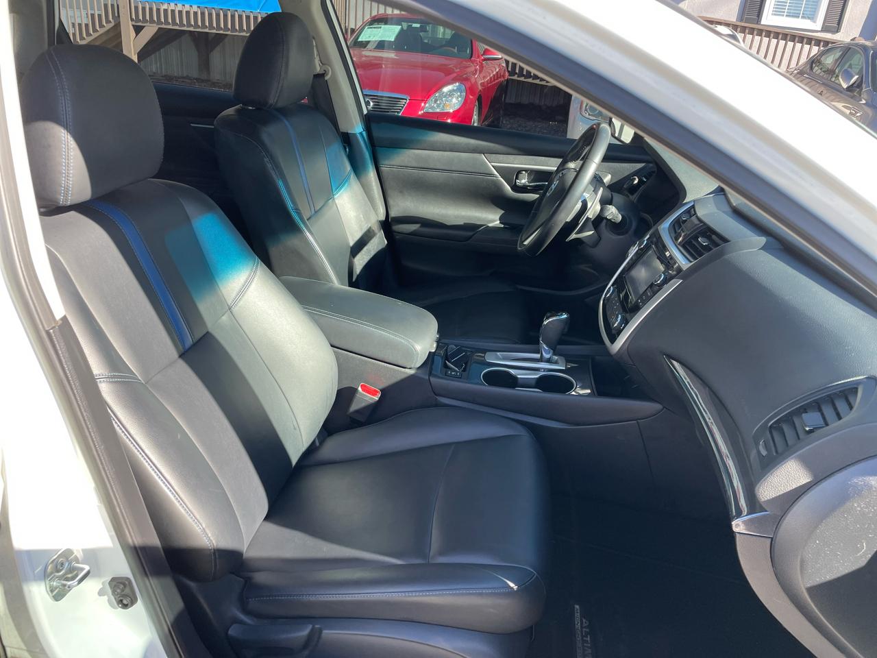 Nissan Altima 2.5 SR Sedan 2018