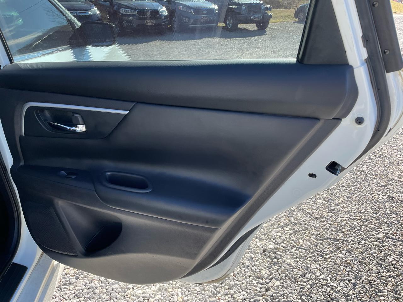 Nissan Altima 2.5 SR Sedan 2018