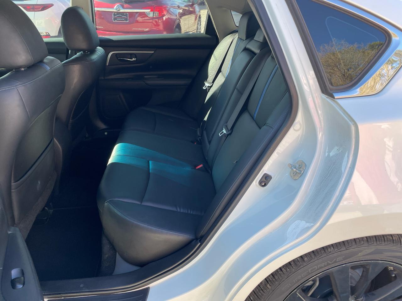 Nissan Altima 2.5 SR Sedan 2018