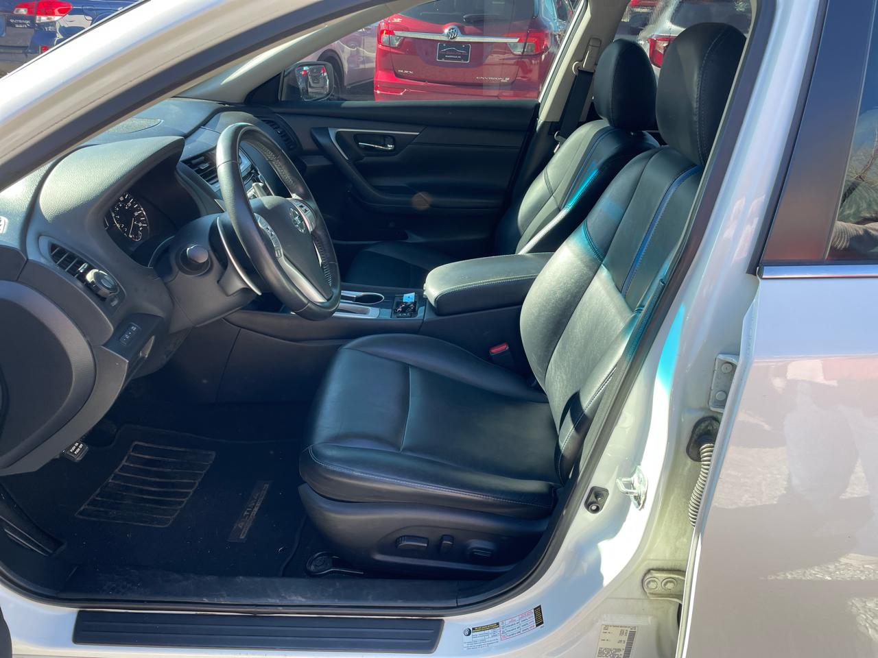 Nissan Altima 2.5 SR Sedan 2018