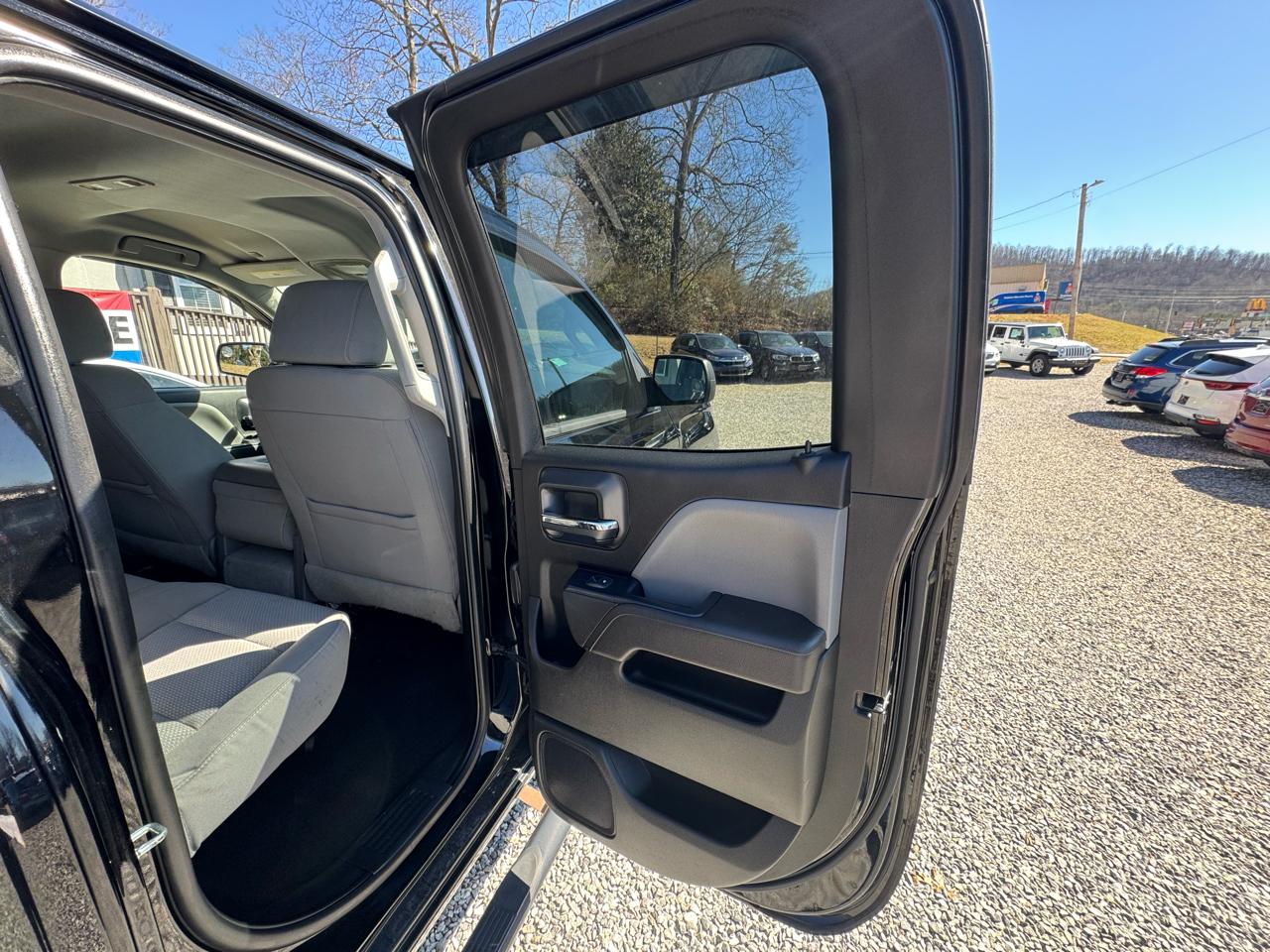 Chevrolet Silverado 1500 4WD Double Cab 143.5" Work Truck 2017