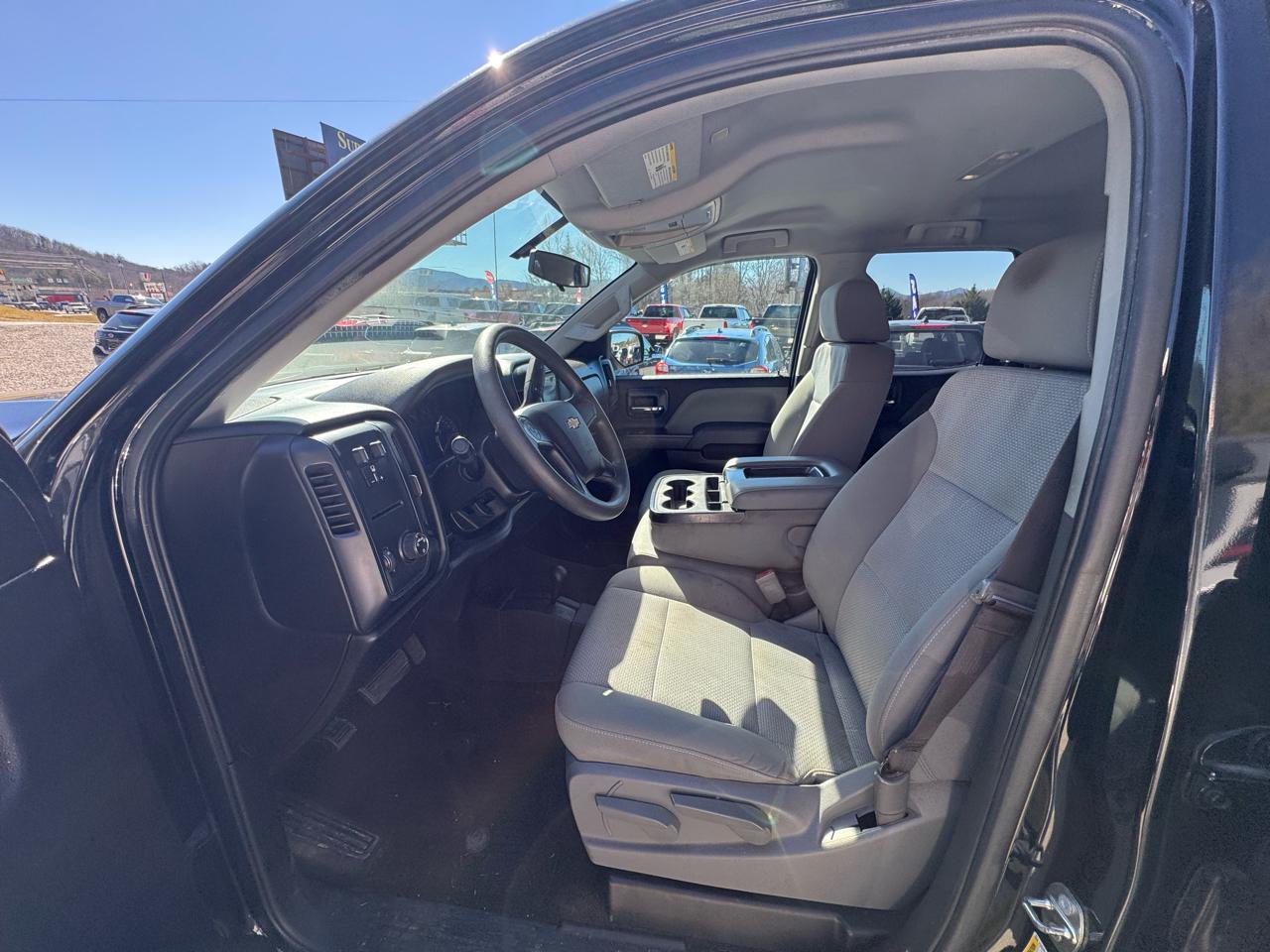 Chevrolet Silverado 1500 4WD Double Cab 143.5" Work Truck 2017