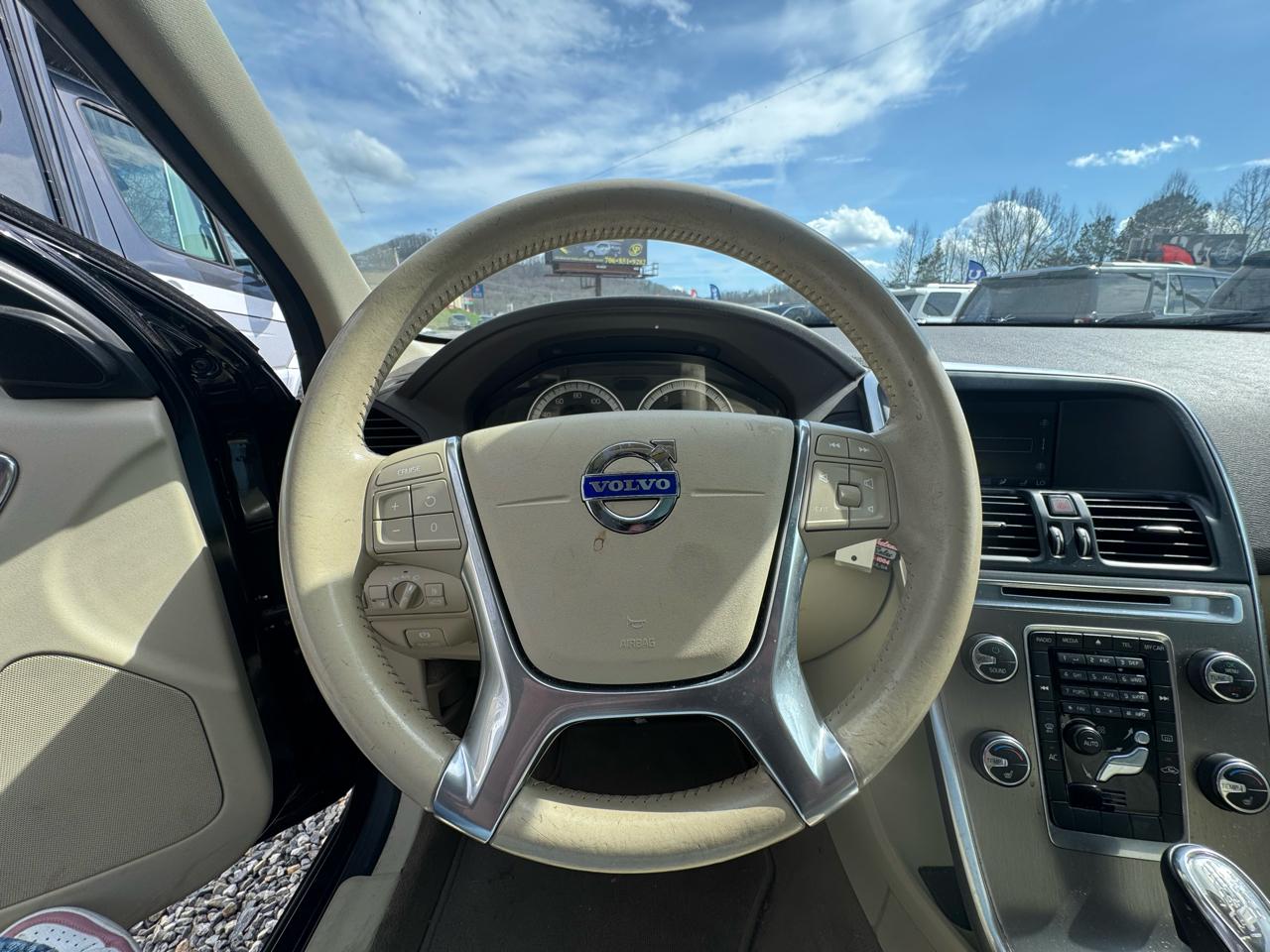 Volvo XC60 4dr 3.2L 2013