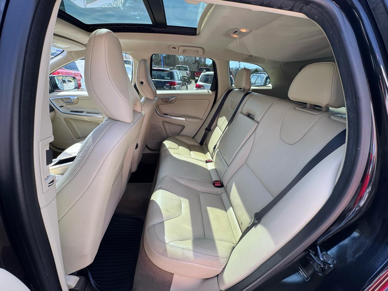 Volvo XC60 4dr 3.2L 2013