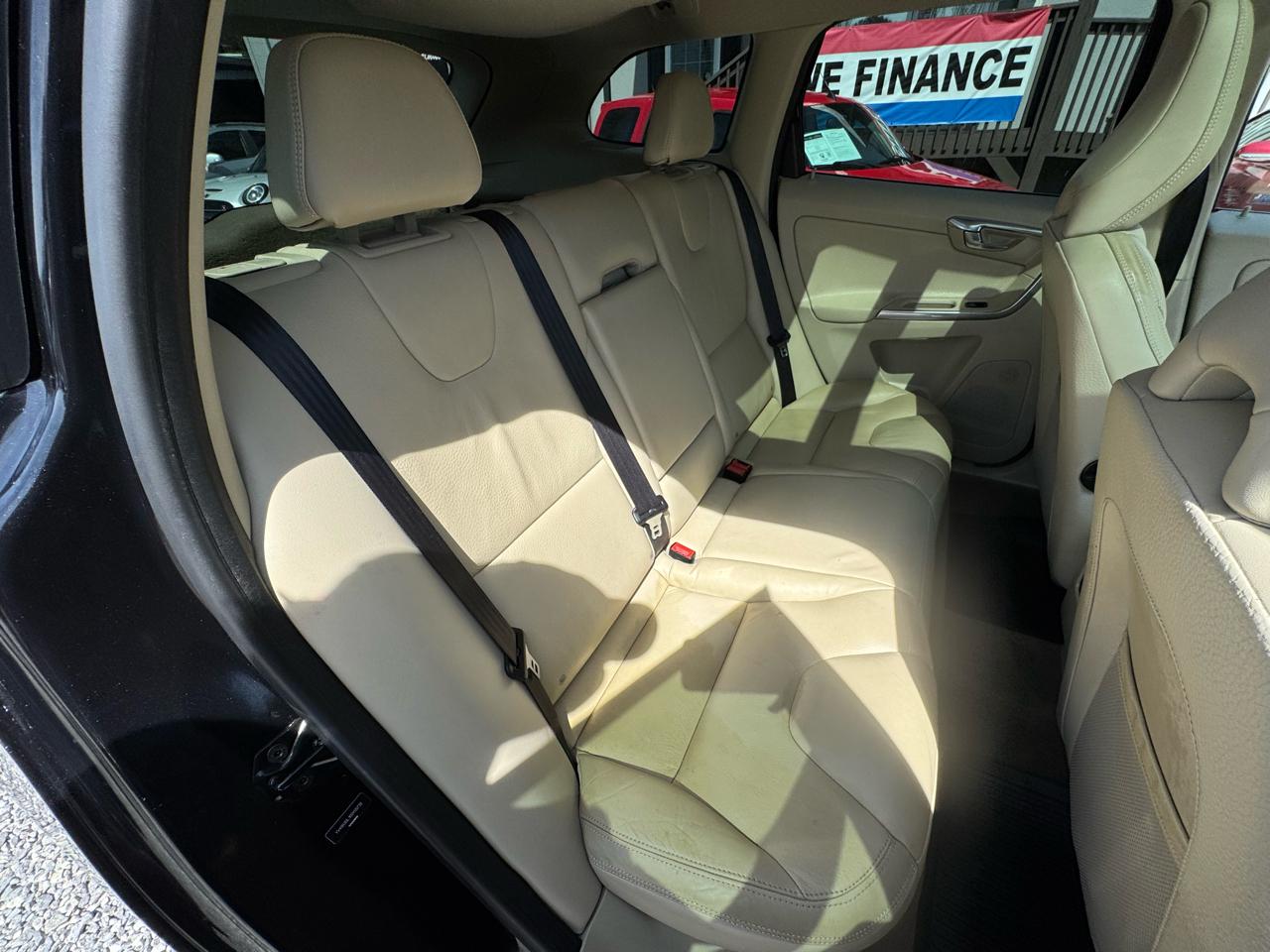 Volvo XC60 4dr 3.2L 2013