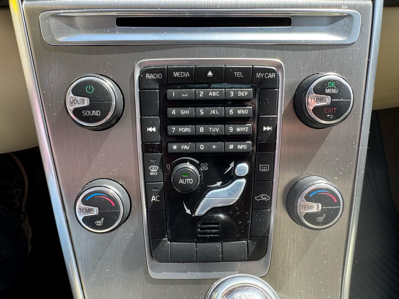 Volvo XC60 4dr 3.2L 2013