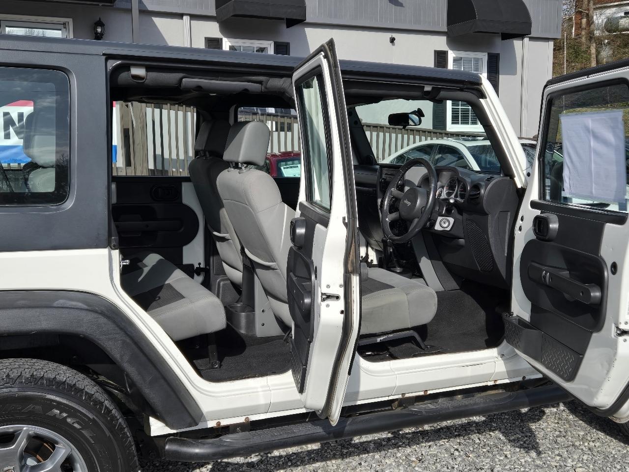 Jeep Wrangler Unlimited  2010