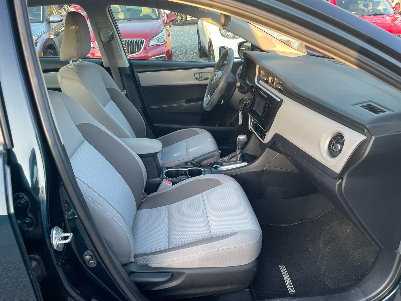 Toyota Corolla 4dr Sdn LE Auto 2018