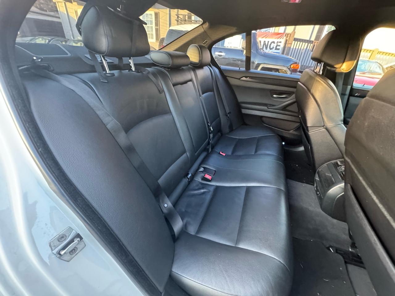 BMW 5 Series 4dr Sdn 535i RWD 2013