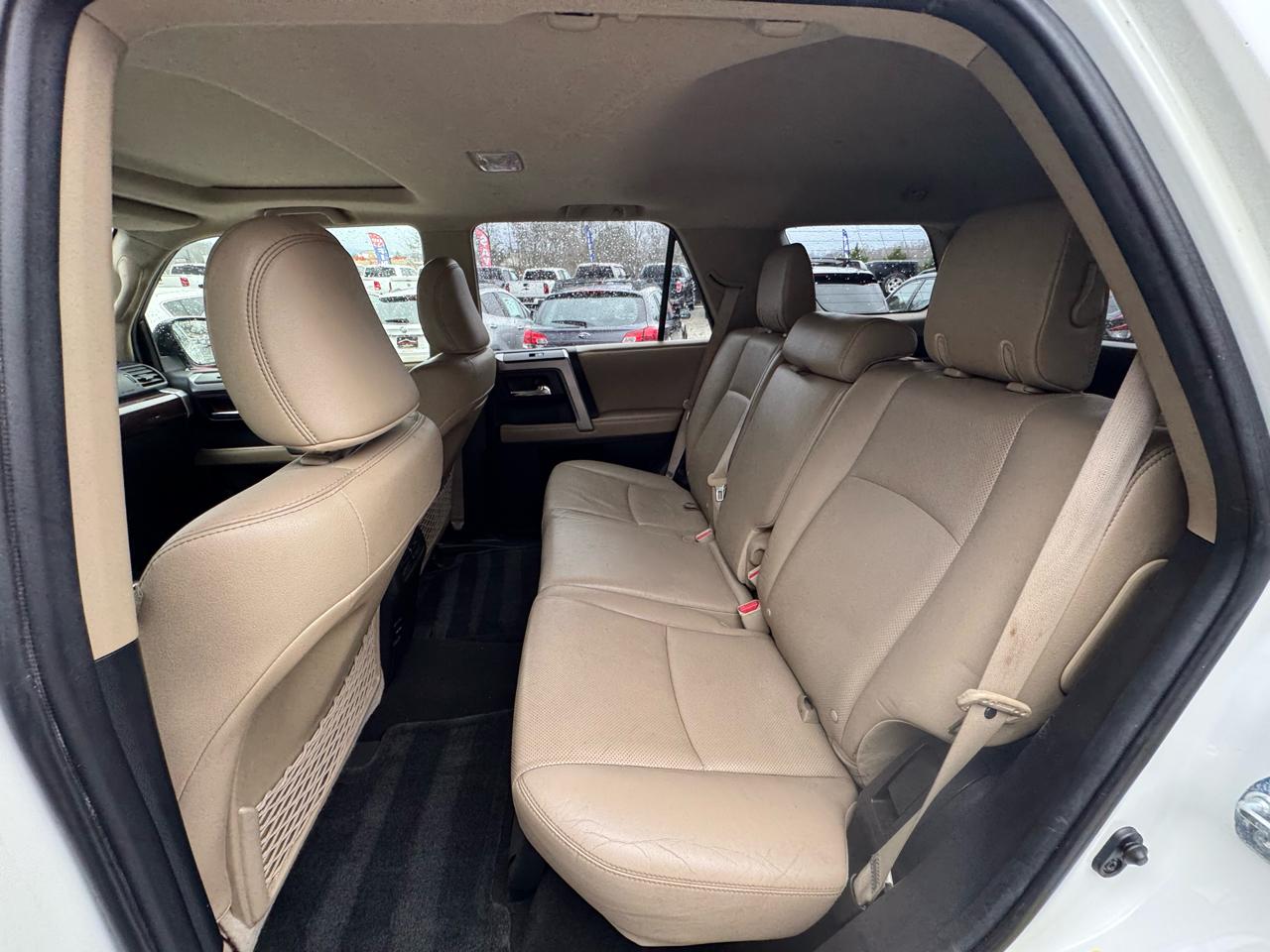 Toyota 4Runner Limited 4WD V6 2015