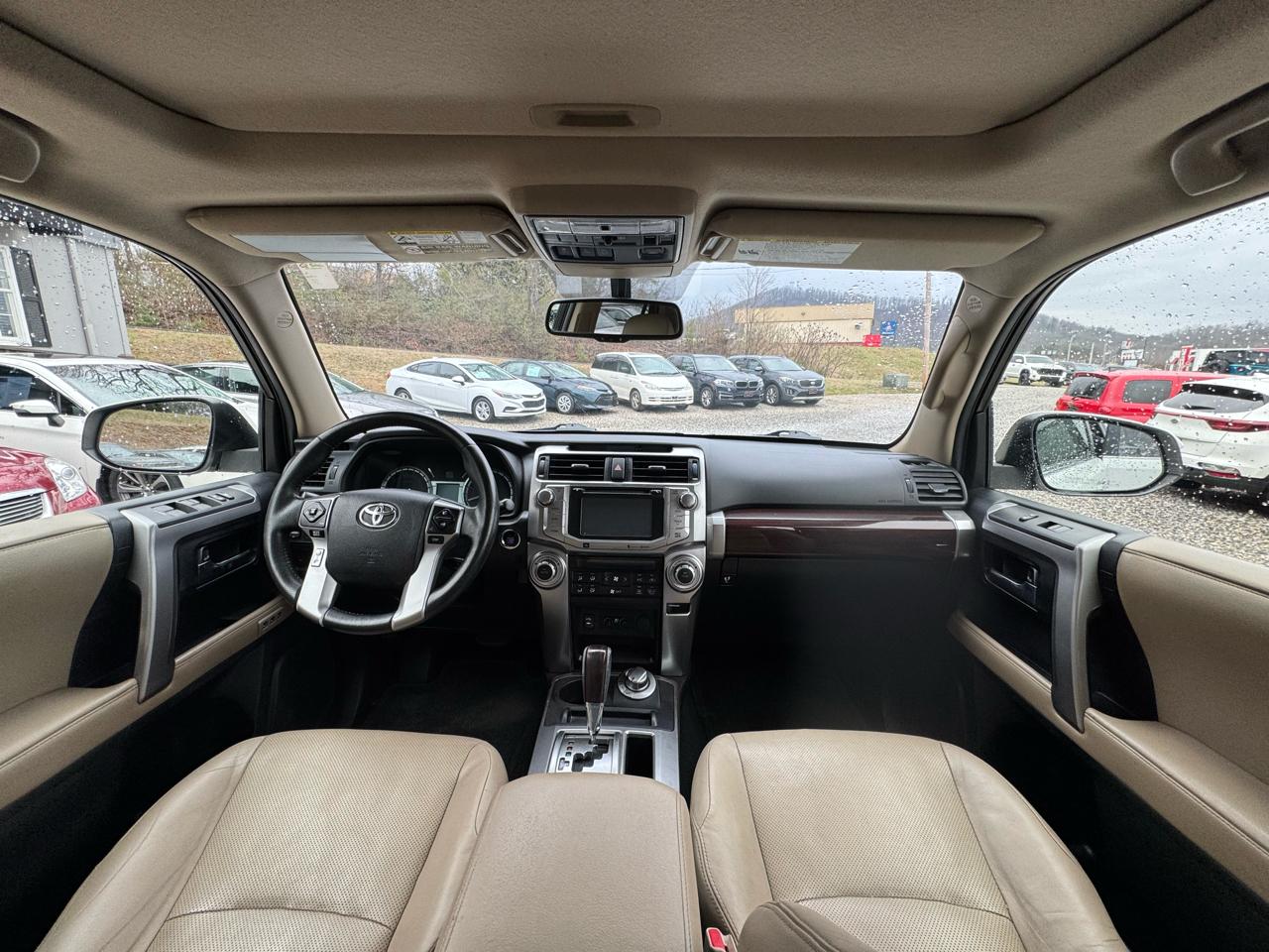 Toyota 4Runner Limited 4WD V6 2015