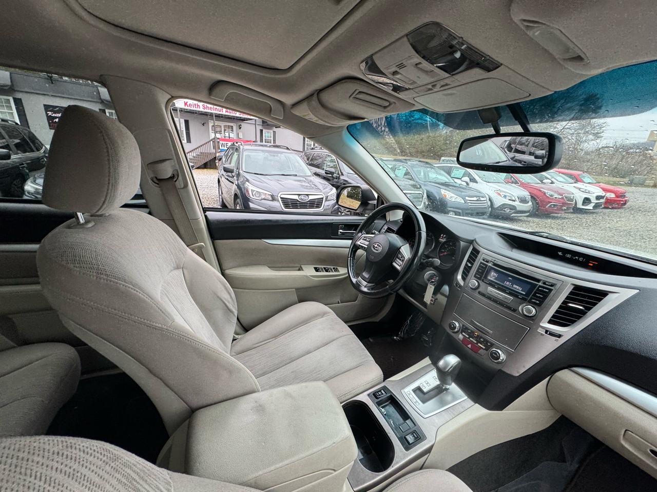 Subaru Outback 4dr Wgn H4 Auto 2.5i Premium 2013