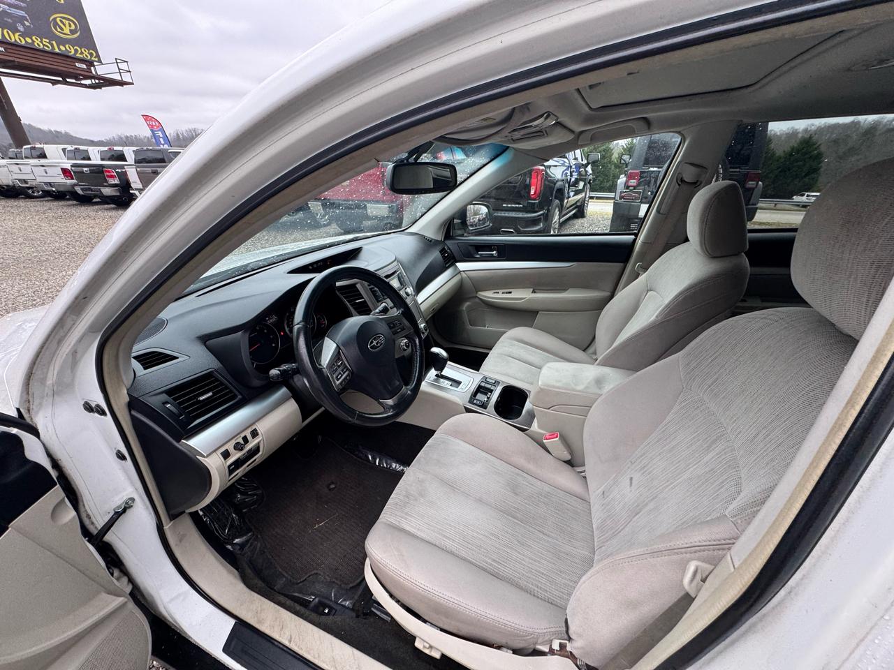 Subaru Outback 4dr Wgn H4 Auto 2.5i Premium 2013