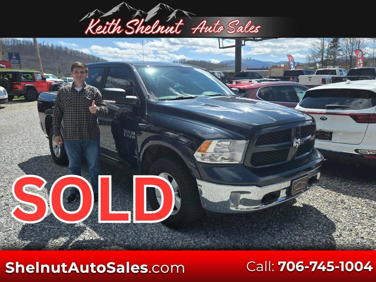 2015 RAM 1500 4WD Crew Cab 140.5" Outdoorsman