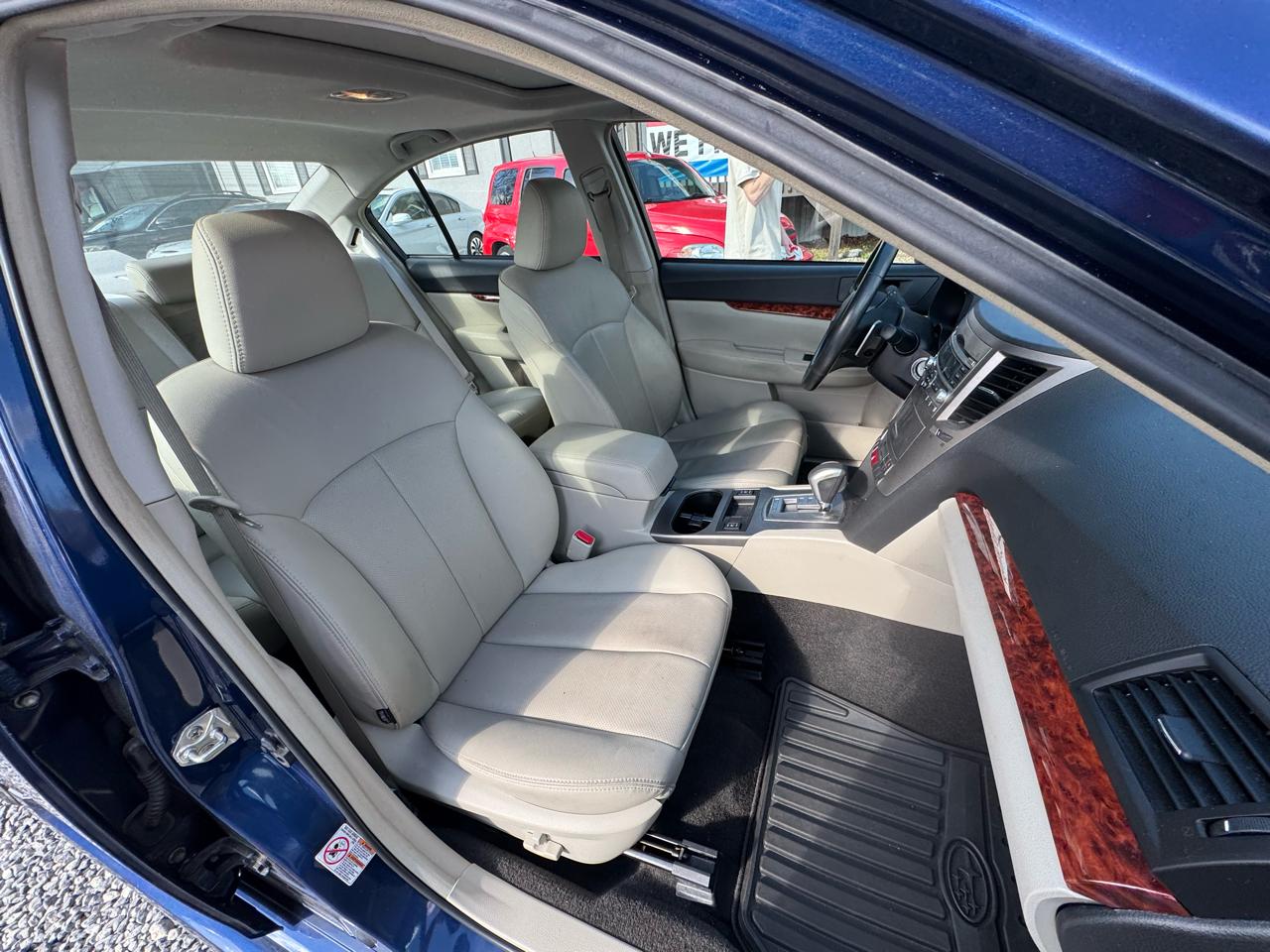 Subaru Legacy 4dr Sdn H4 Auto 2.5i Ltd Pwr Moon 2011