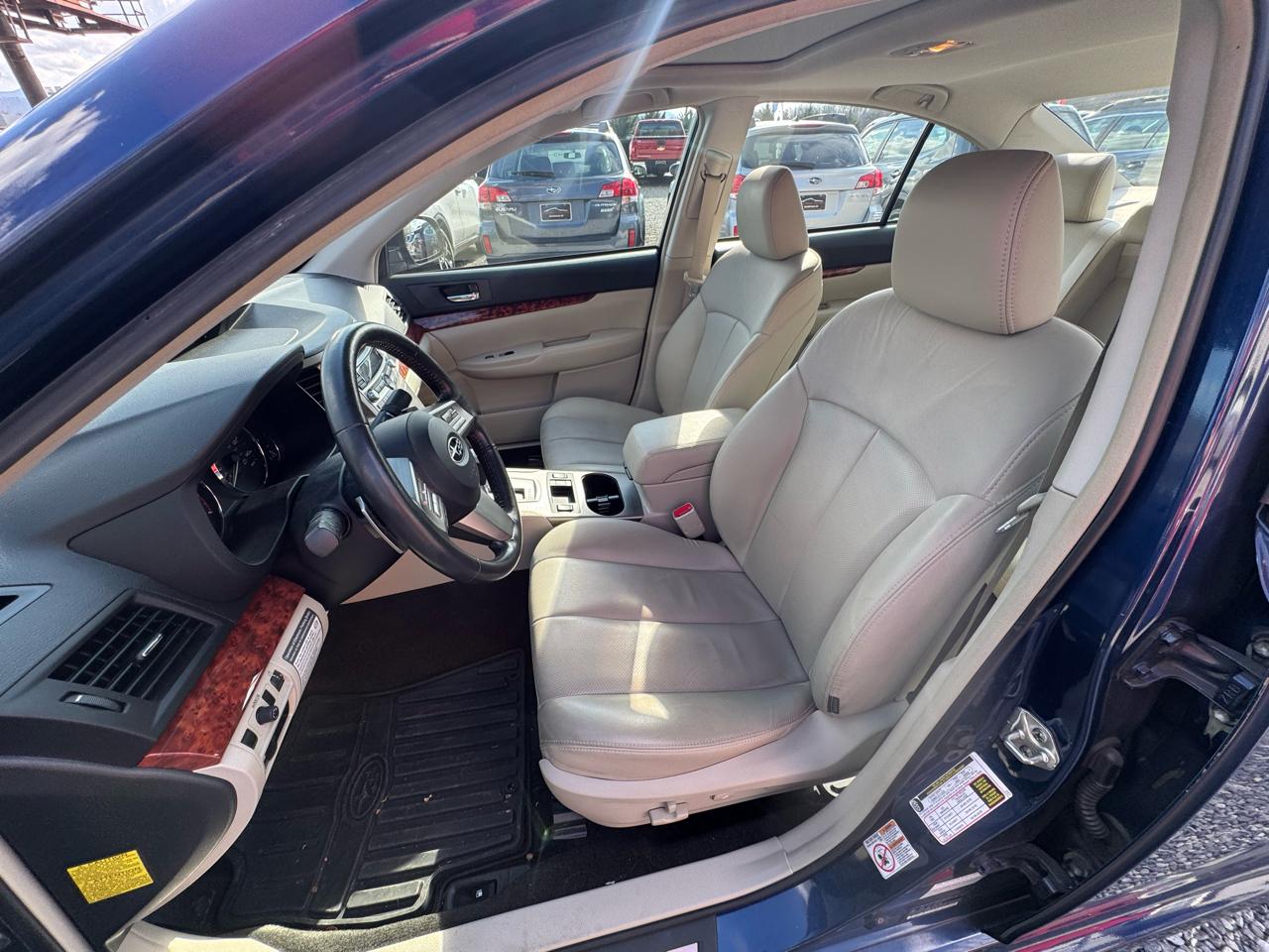 Subaru Legacy 4dr Sdn H4 Auto 2.5i Ltd Pwr Moon 2011