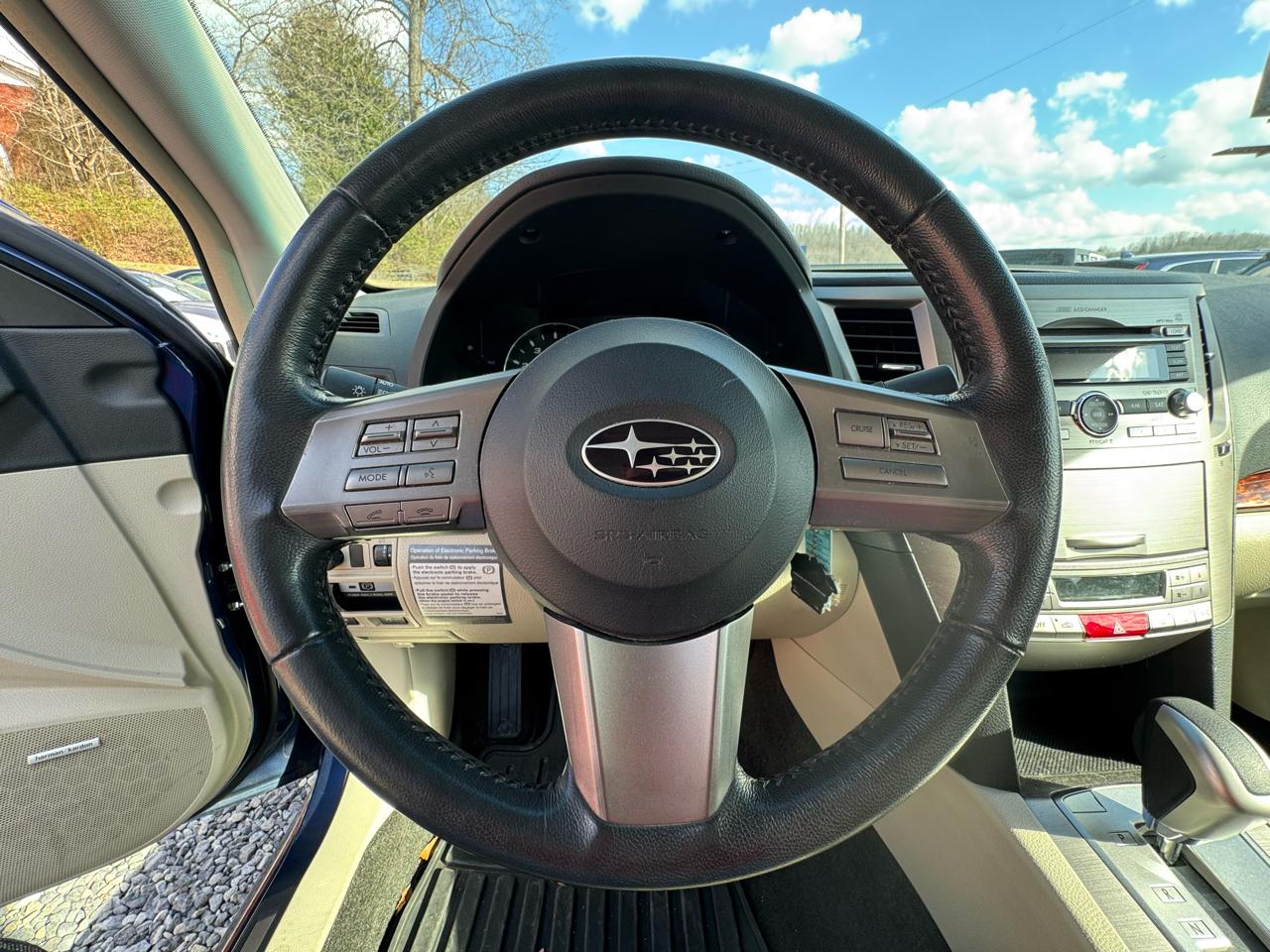 Subaru Legacy 4dr Sdn H4 Auto 2.5i Ltd Pwr Moon 2011