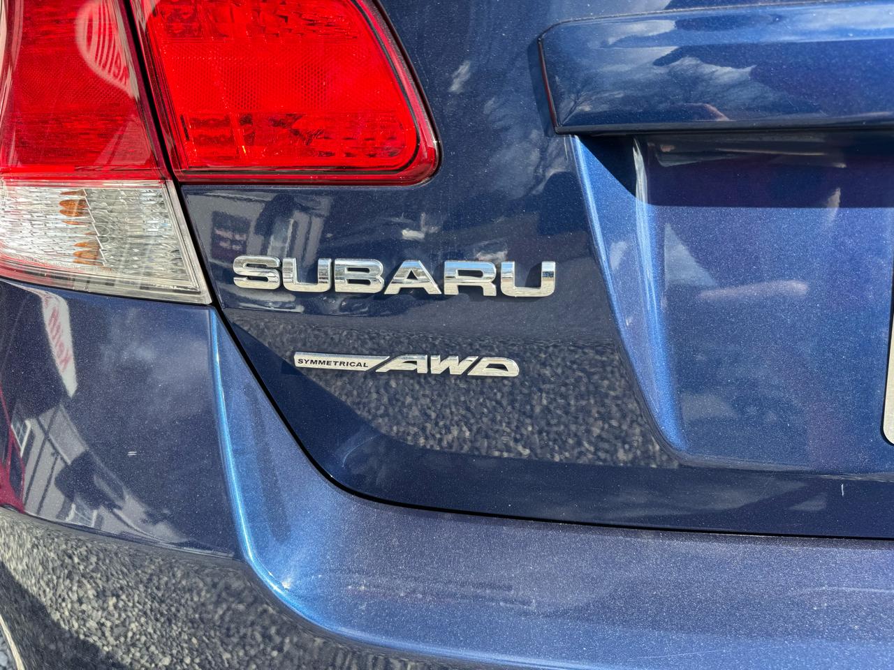 Subaru Legacy 4dr Sdn H4 Auto 2.5i Ltd Pwr Moon 2011