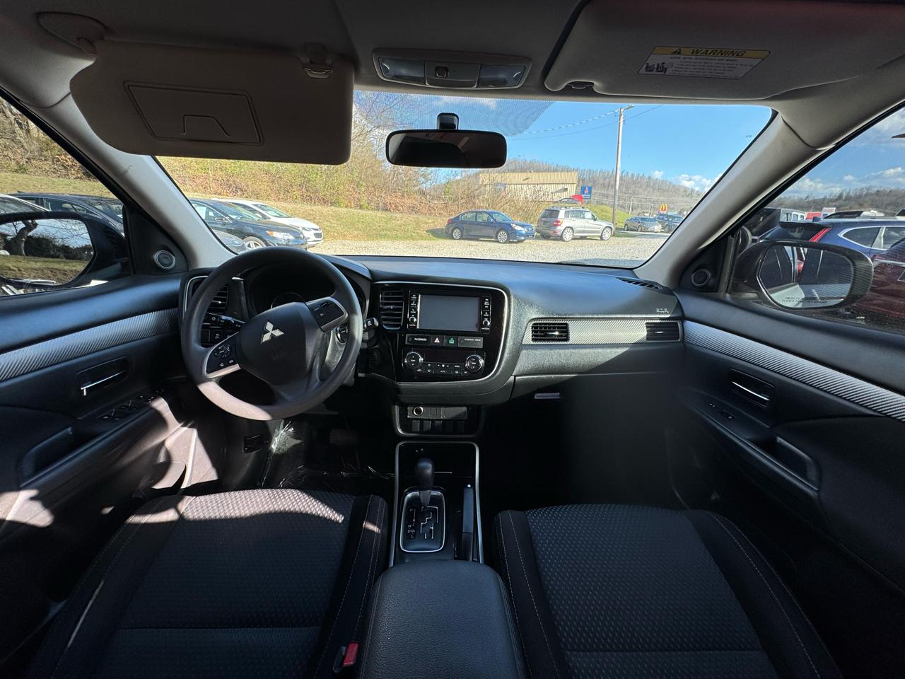 Mitsubishi Outlander ES FWD 2018