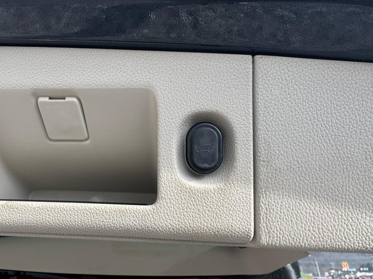 GMC Yukon 4WD 4dr Denali 2017