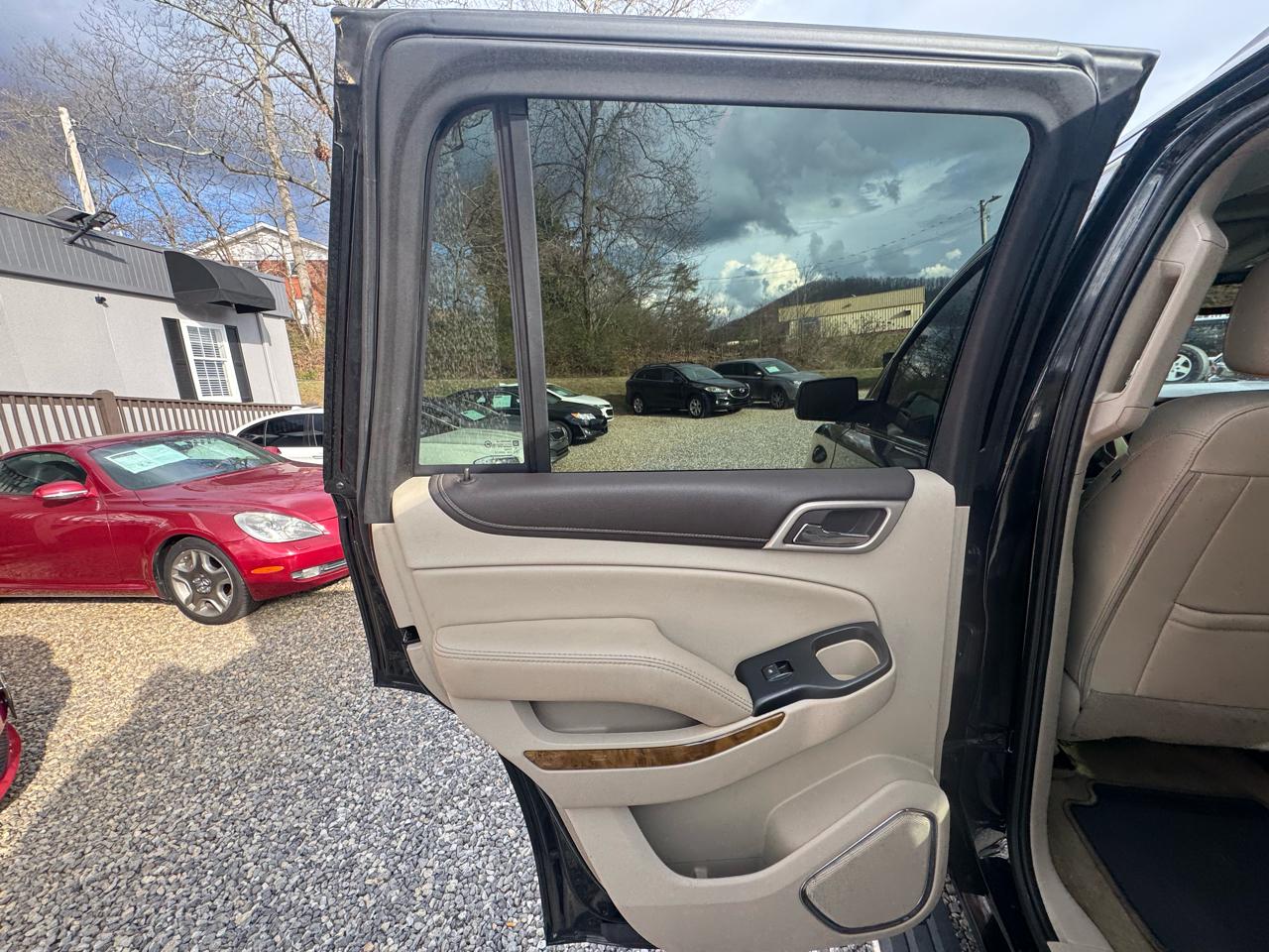 GMC Yukon 4WD 4dr Denali 2017